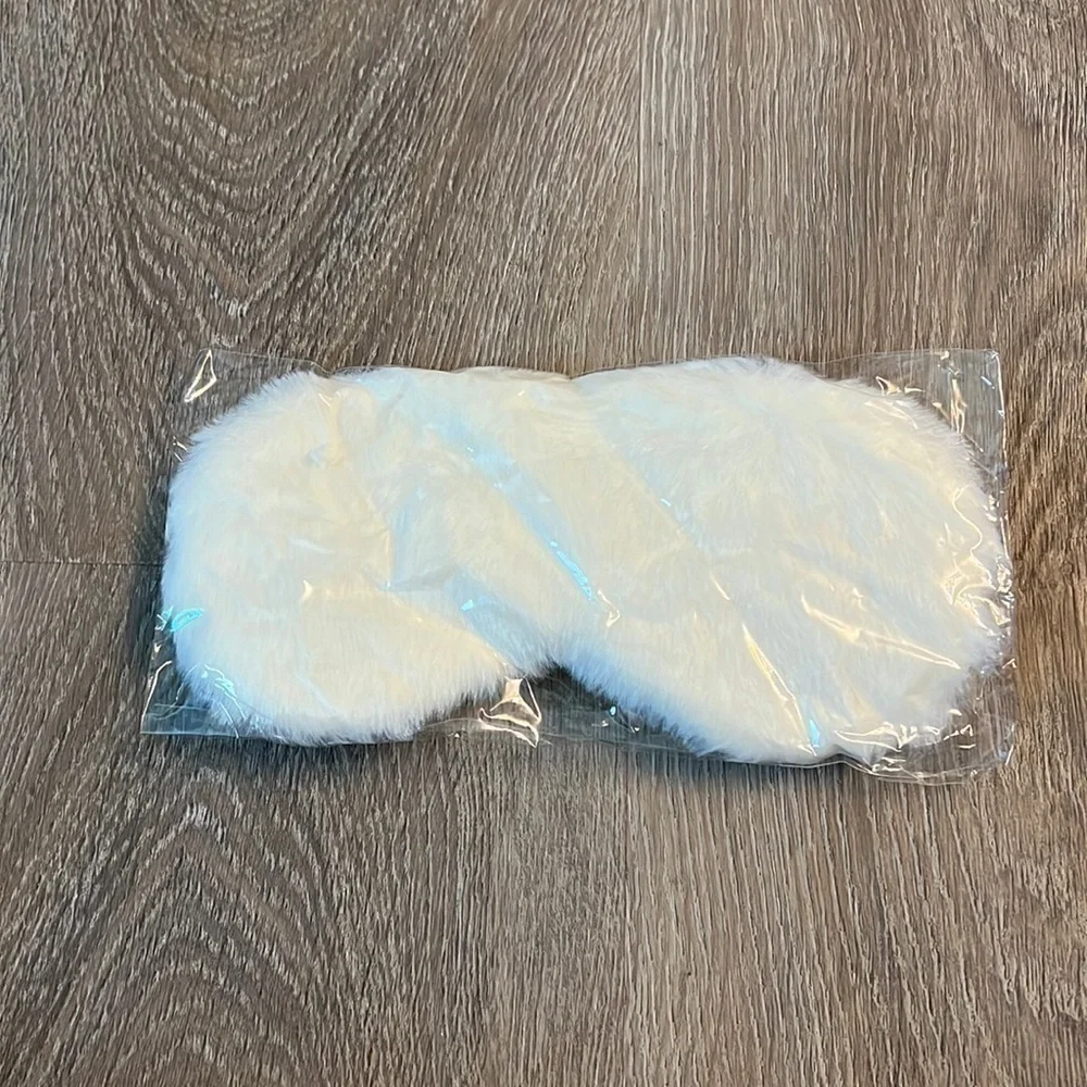New fur eye mask- never worn still in packaging